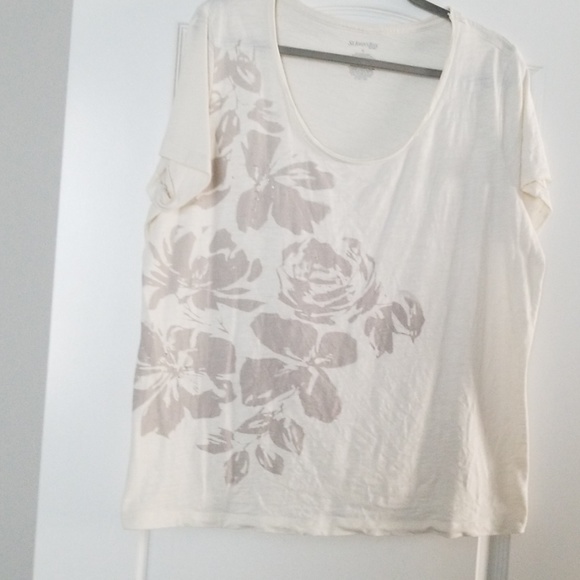 Top - Picture 1 of 3